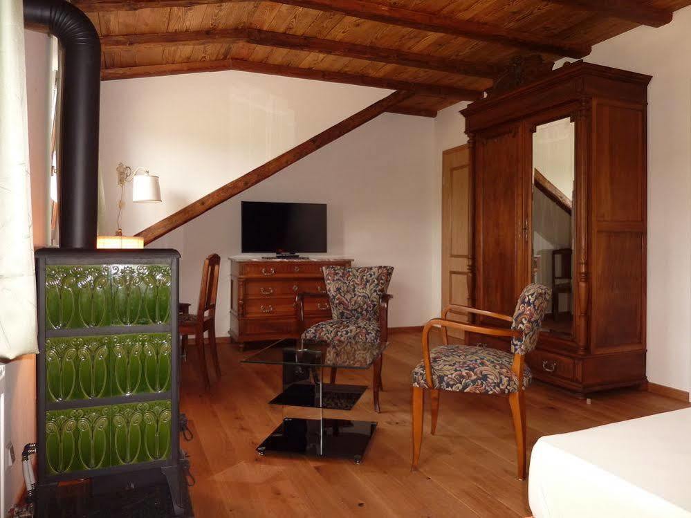 Historisches Genusshotel Loewen Schopfheim Buitenkant foto