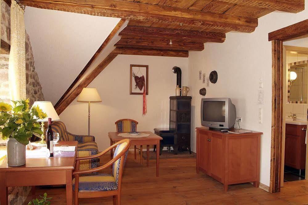 Historisches Genusshotel Loewen Schopfheim Buitenkant foto