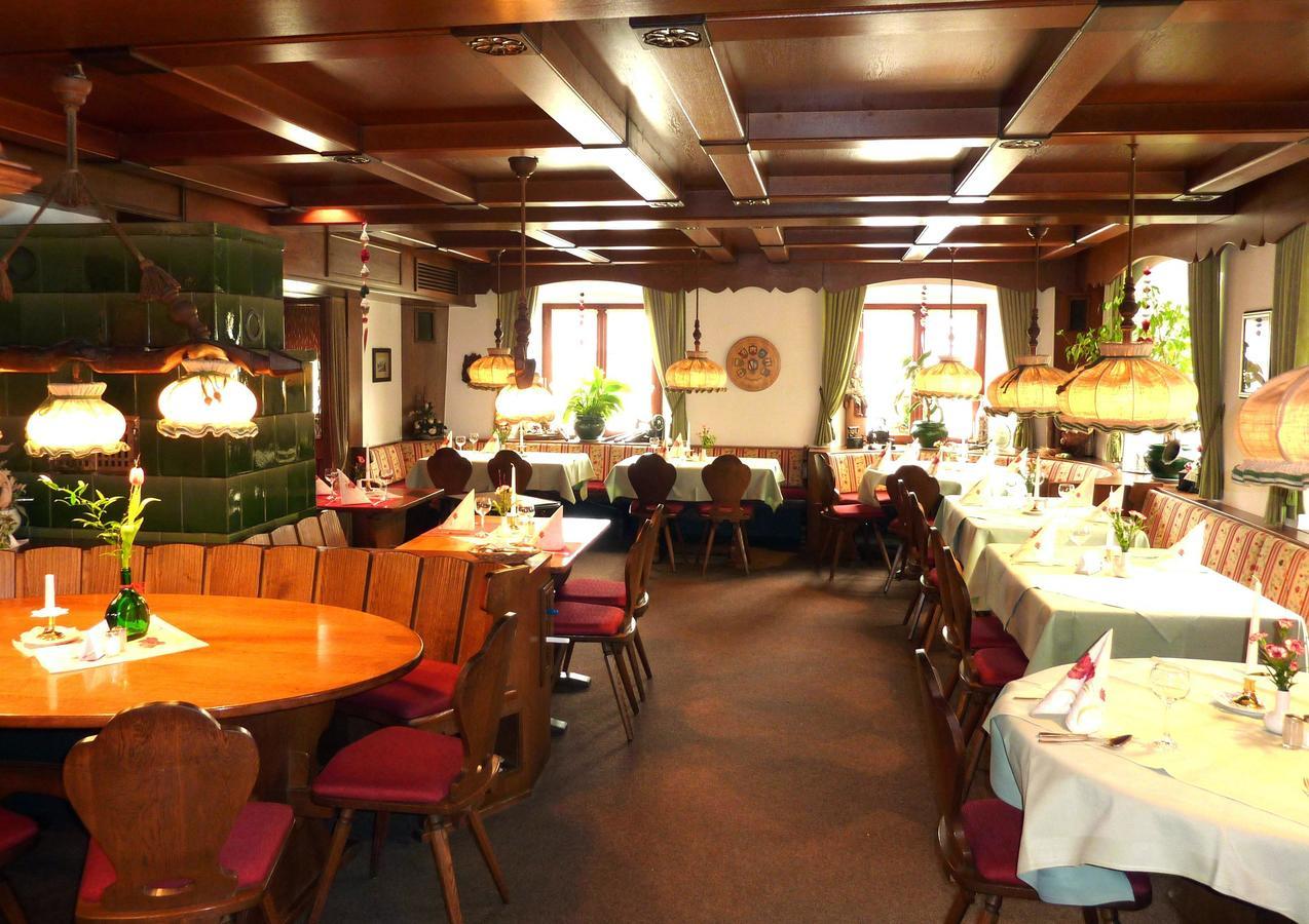 Historisches Genusshotel Loewen Schopfheim Buitenkant foto