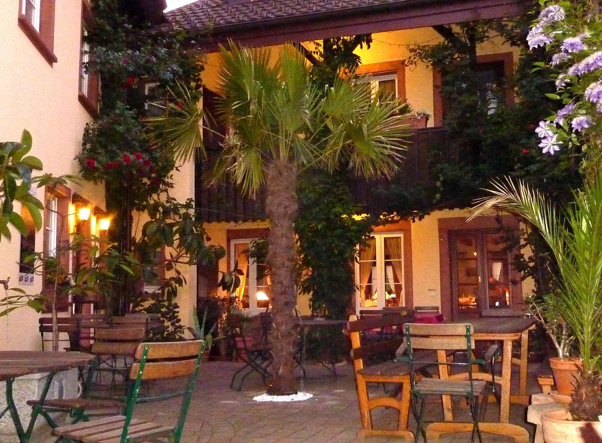 Historisches Genusshotel Loewen Schopfheim Buitenkant foto