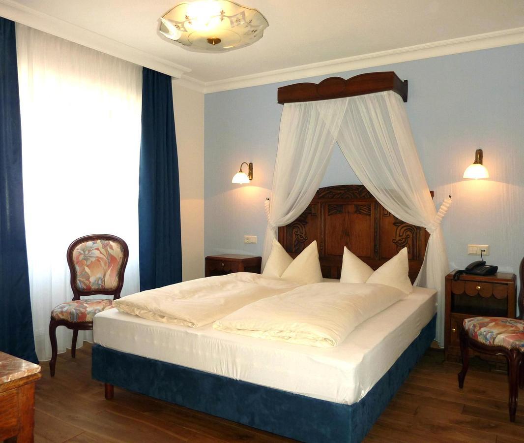 Historisches Genusshotel Loewen Schopfheim Buitenkant foto