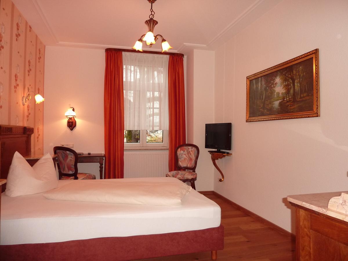 Historisches Genusshotel Loewen Schopfheim Buitenkant foto