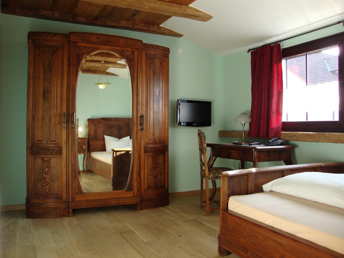Historisches Genusshotel Loewen Schopfheim Buitenkant foto