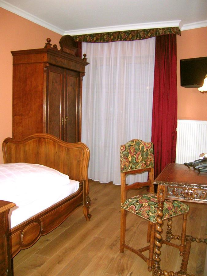 Historisches Genusshotel Loewen Schopfheim Buitenkant foto