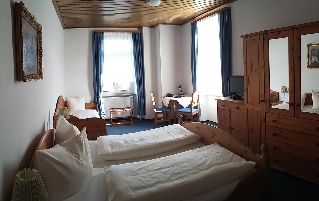 Historisches Genusshotel Loewen Schopfheim Buitenkant foto